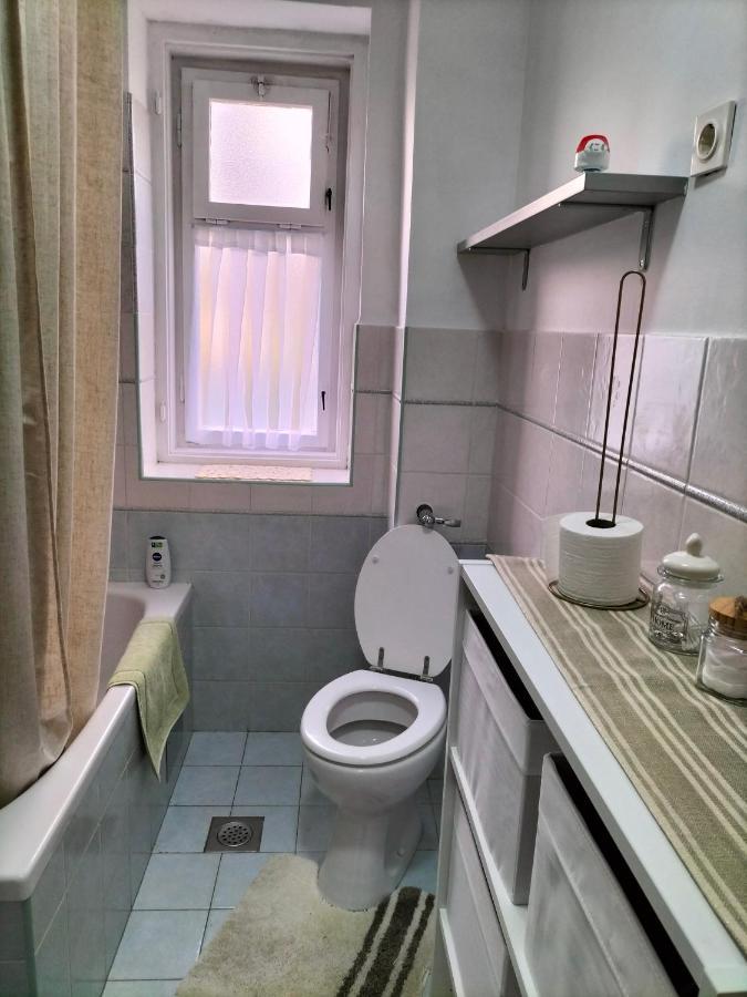 Apartman Lulu Apartment Рийека Екстериор снимка